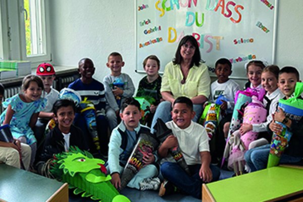 Juniorklasse mit Lehrerin